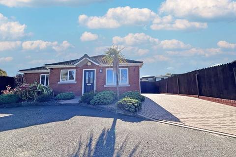 3 Canberra Close, West Bromwich, B70 0RL