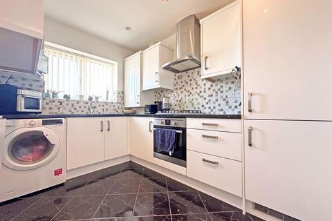 3 Canberra Close, West Bromwich, B70 0RL