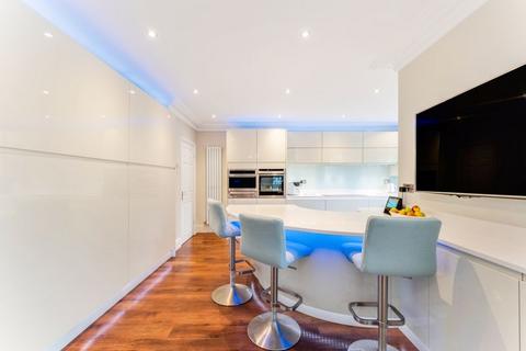 4 bedroom detached house for sale, Tudor Hill, Sutton Coldfield, B73 6BH