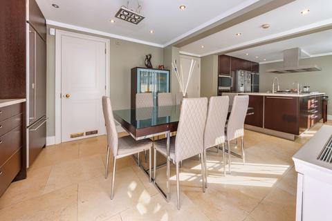 4 bedroom detached house for sale, Wellington Road, London