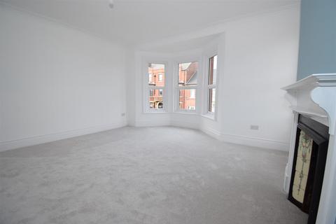 4 bedroom maisonette for sale, Stanhope Road, South Shields