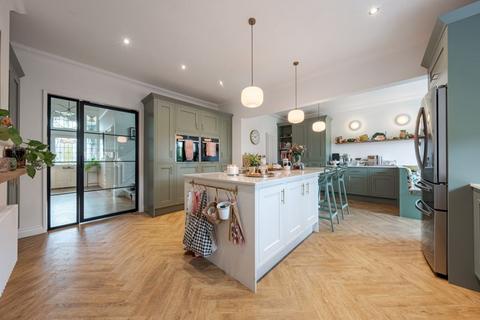 undefined, Golf Open 2026 - Trafalgar Road, Birkdale - sleeps 10 (15 min walk)