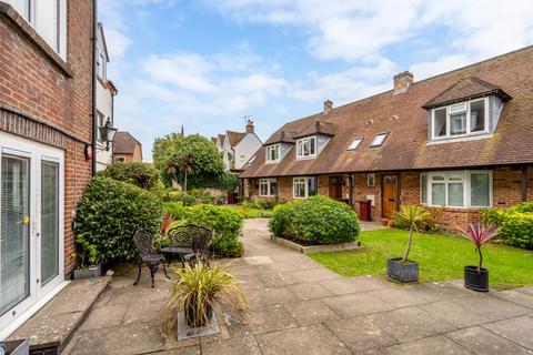 undefined, Henty Gardens, Chichester