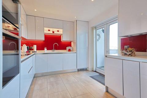 2 bedroom apartment for sale, MOORINGS REACH BRIXHAM