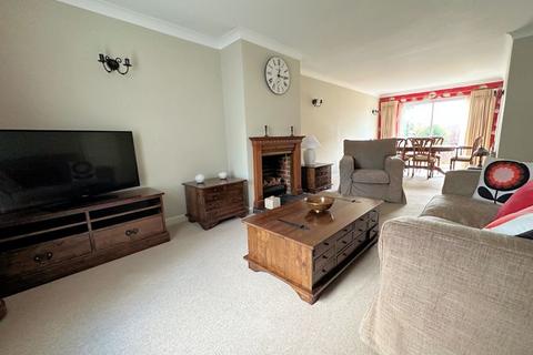 undefined, Poplar Way, Midhurst GU29