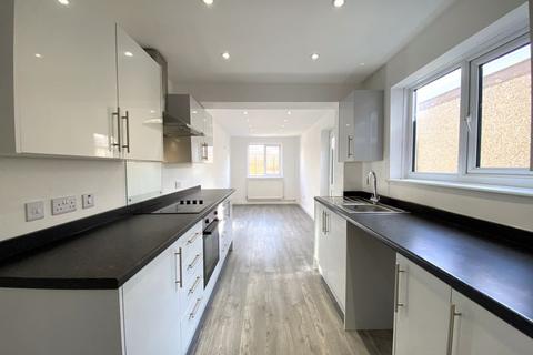 2 bedroom terraced house for sale, 2 Double Bed. Refurbished & Extended. Feering Street, Newport