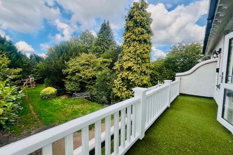 undefined, Cheyne Walk, CR0