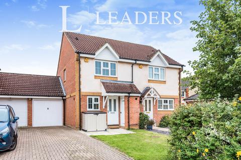 2 bedroom semi-detached house to rent, Volunteer Way, Faringdon