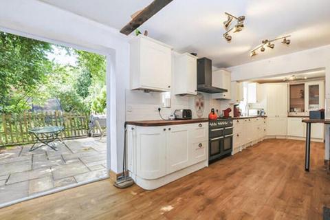 undefined, Chapel Lane, Uxbridge, UB8