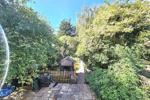undefined, Chapel Lane, Uxbridge, UB8