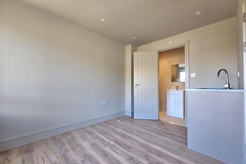 undefined, Old Farm Road, West Drayton, UB7