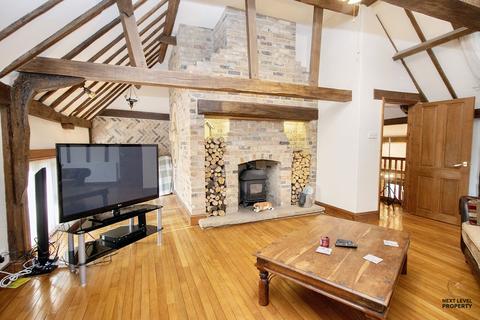 5 bedroom barn conversion for sale, Bunkers Hill, Wisbech St. Mary, PE13