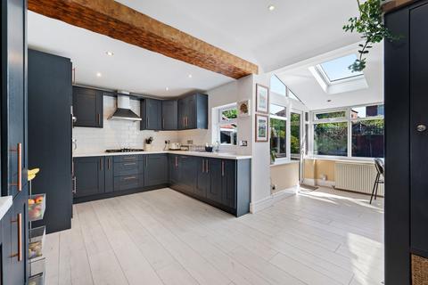 3 bedroom detached house for sale, Kingsley Drive, Cheadle Hulme, SK8