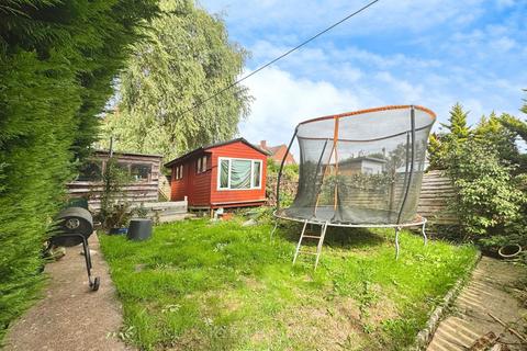 39 Prince Charles Road, Exeter, EX4 7EF