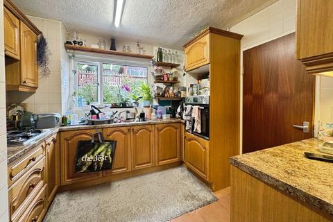 39 Prince Charles Road, Exeter, EX4 7EF