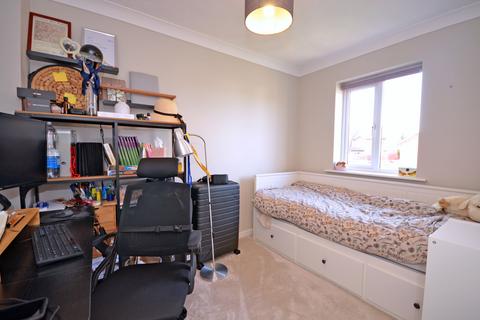 30 Chamberlain Way, Raunds, Wellingborough, NN9 6UE