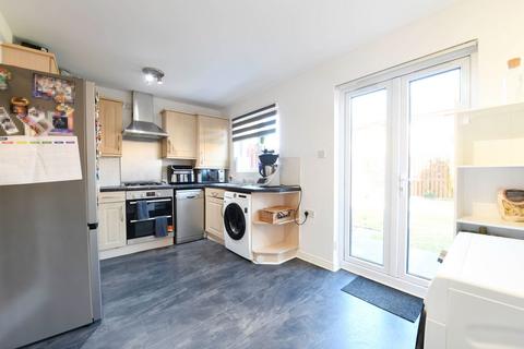 2 Carmichael Place, Irvine, KA12 0XH