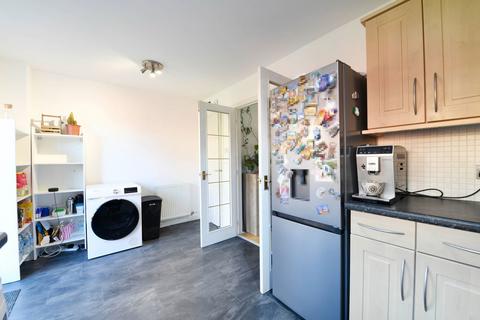 2 Carmichael Place, Irvine, KA12 0XH
