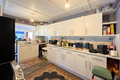 undefined, Islington, Trowbridge, Wiltshire, BA14 8QE