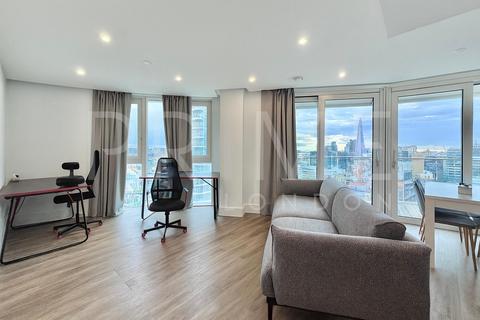 3 bedroom apartment to rent, Altitude Point, Aldgate E1