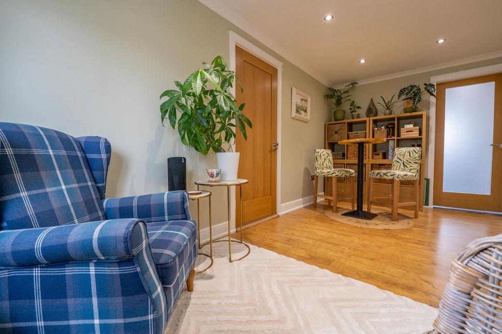 Sitting Room / Office