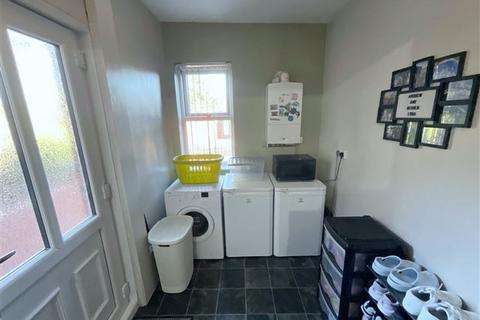 3 bedroom terraced house for sale, Main Road, Sheffield, S9 4QJ
