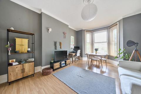 88b Penge Road, London, SE20 7UL