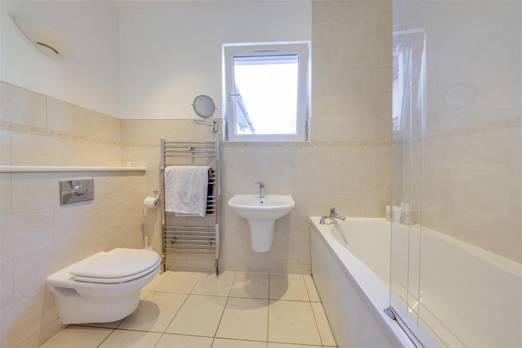 Family Bathroom Alt