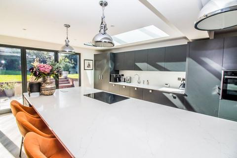 16 Ashdale, Houghton Le Spring, DH4 7SL