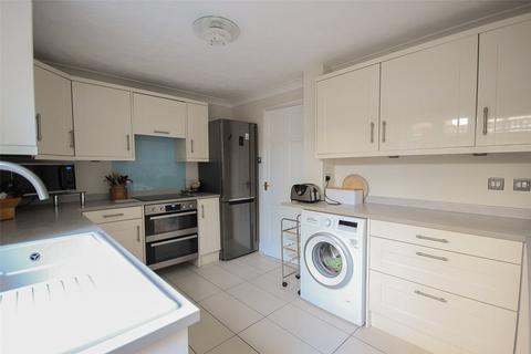 4 bedroom detached house for sale, Harvey Road, Bedford, Bedfordshire, MK41