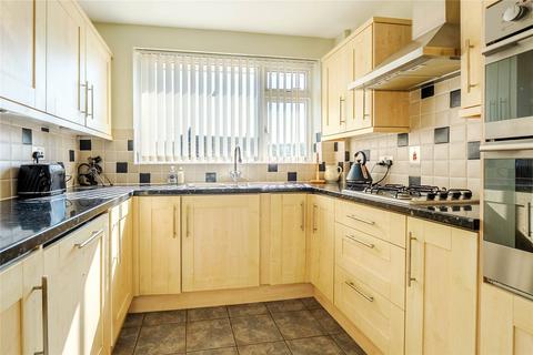 2 bedroom bungalow for sale, Kirkstone Drive, Bedfordshire LU6