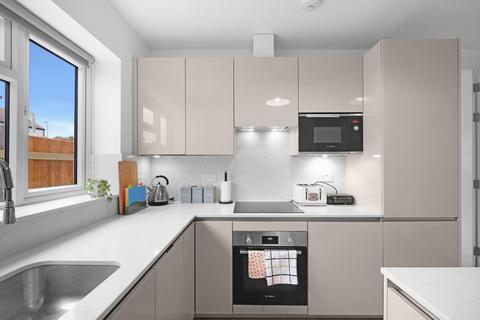 undefined, Lux UK WD6 Brownlow Rd 2