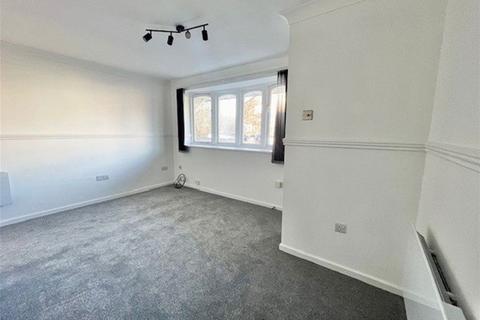 undefined, Miles End, Aylesbury