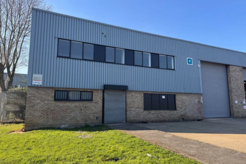Distribution warehouse to rent, Hythe Rd London NW10 6RJ