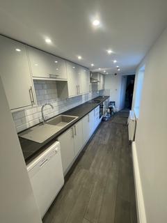 7 bedroom house share to rent, 65 Clifton Place