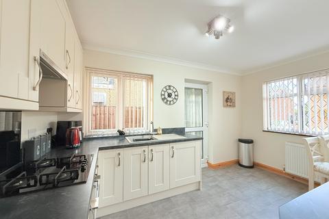 2 bedroom detached bungalow for sale, Princess Margaret Road, East Tilbury