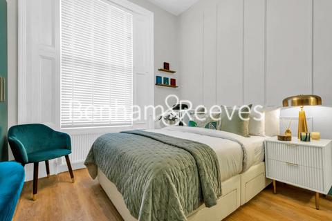 1 bedroom apartment to rent, Eardley Crescent,  Kensington SW5