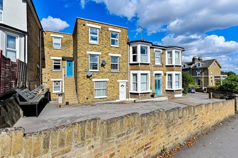 2 bedroom flat for sale, Wisteria Road, Hither Green, London, SE13