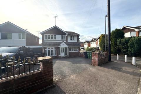 4 bedroom link detached house for sale, Ruskin Avenue, Kidderminster, DY10