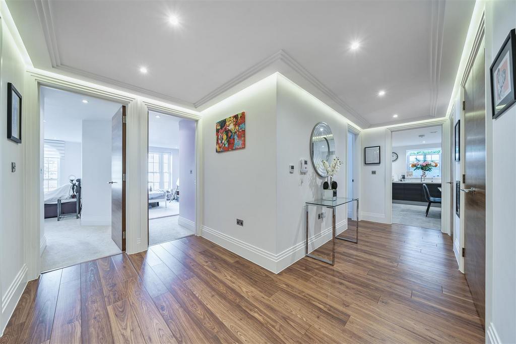 Entrance Hall: