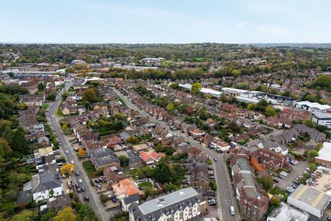 4 bedroom semi-detached house for sale, Queens Road, Haywards Heath RH16