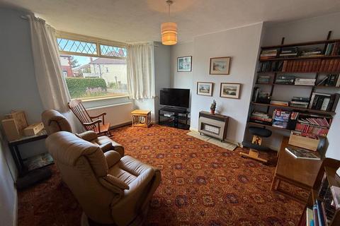 2 bedroom semi-detached house for sale, Lyndhurst Drive, Amblecote, DY8 5YQ