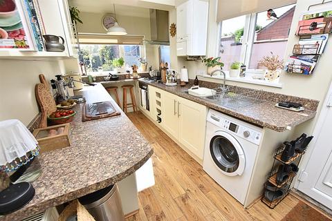 19 Clee Crescent, Grimsby, DN32 8LX