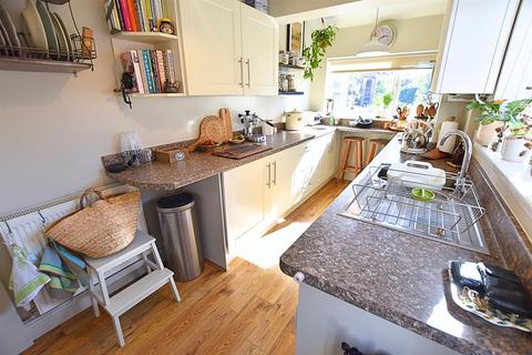 19 Clee Crescent, Grimsby, DN32 8LX