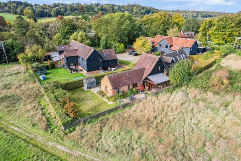 2 bedroom semi-detached house for sale, Latimer Road, Chesham HP5