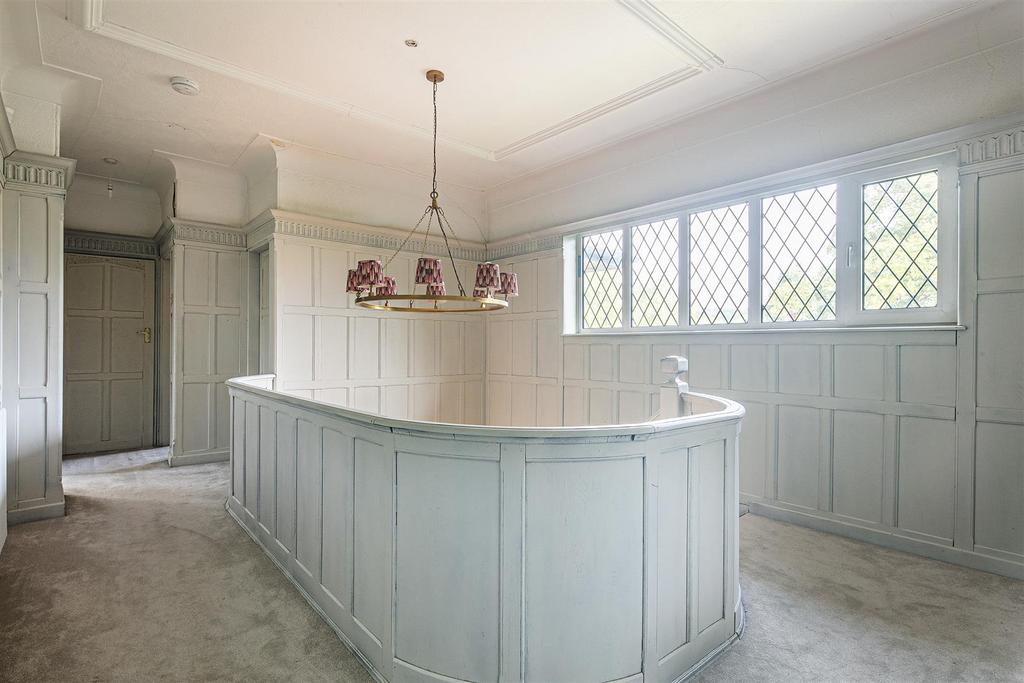 Galleried landing