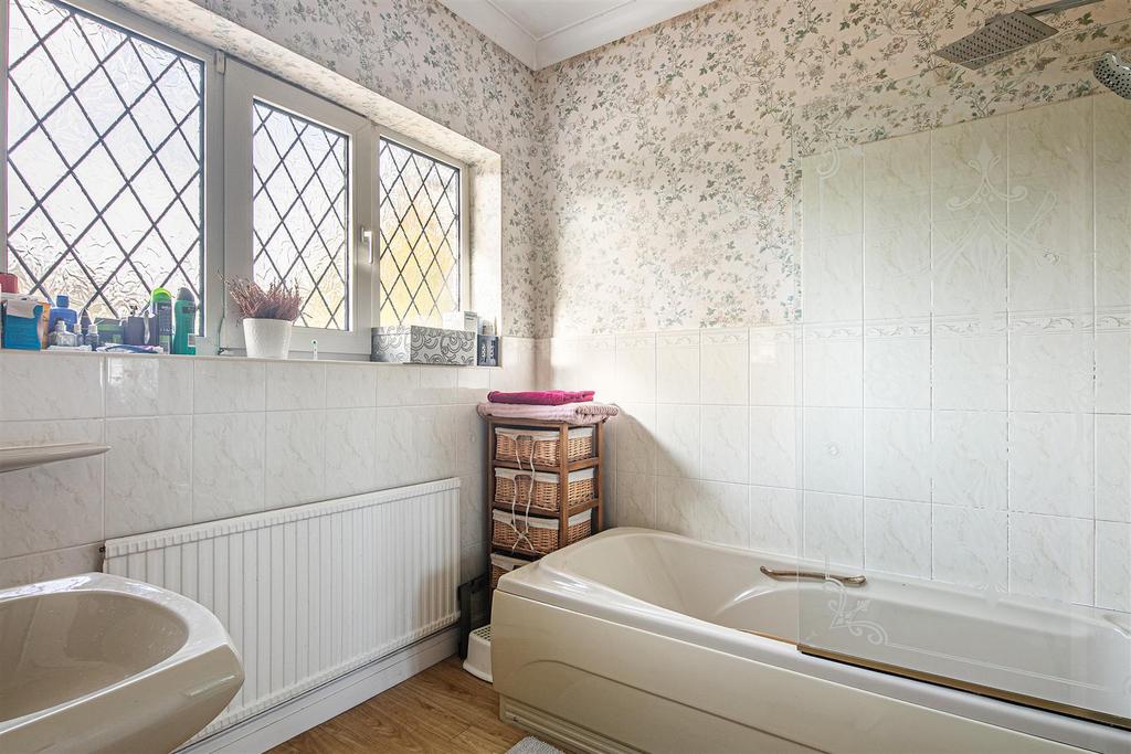 Family bathroom