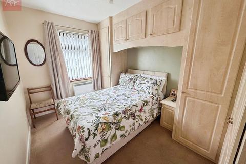 2 bedroom semi-detached bungalow for sale, Knoll Park, South Road, Brean, TA8