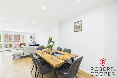 3 bedroom end of terrace house for sale, Cottage Close, Harrow, HA2