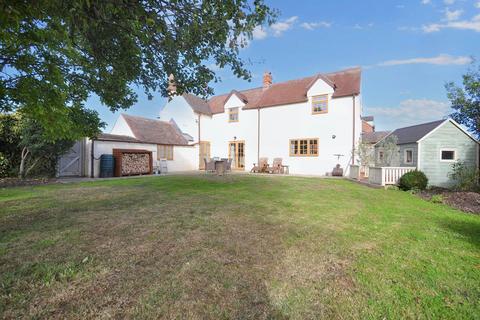 undefined, Aston Cross, Tewkesbury, Gloucestershire